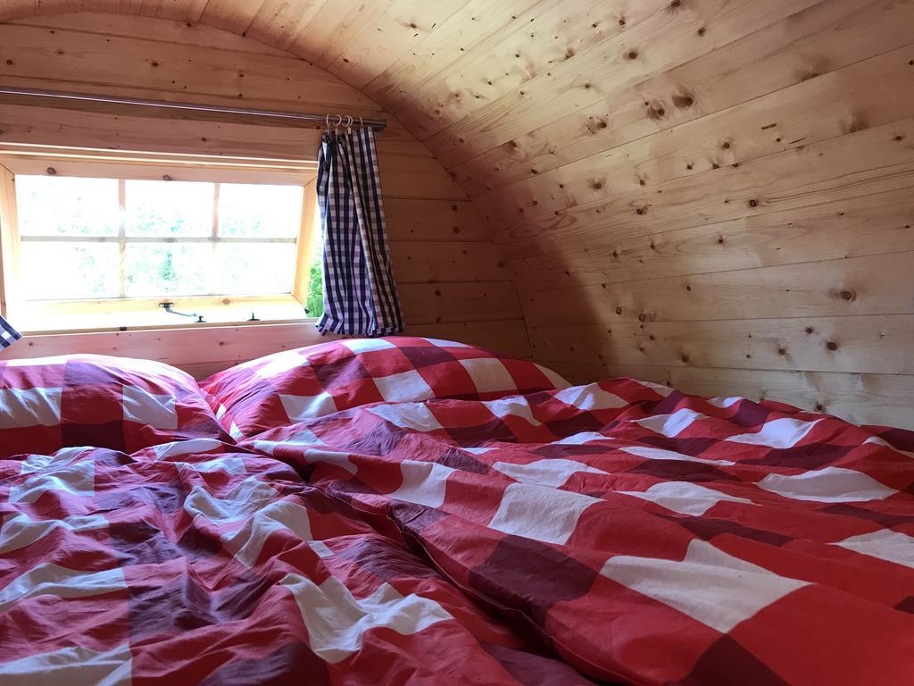 Hotel Schlaffass - Schlafen Im Holzfass Tattendorf Exteriér fotografie